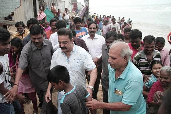 `பட்டினப்பாக்கம் மக்களுக்கு அரசு உதவ வேண்டும்!’ - நடிகர் விஷால் கோரிக்கை