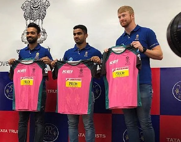 புற்றுநோய் விழிப்பு உணர்வுக்காகத் தங்கள் உடையை பிங்க் நிறத்தில் மாற்றிய ராஜஸ்தான் ராயல்ஸ் அணி..!