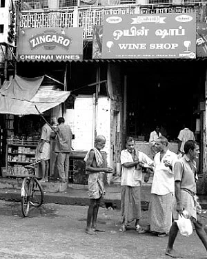 சுர்ர்ர்ர்ர்ர்ர்ருனு ஏறுது!