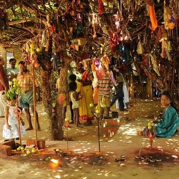 நடுகல்- நமது வீரத்தை, கலாசாரத்தை எடுத்துக் கூறும் காலத்தின் கண்ணாடி