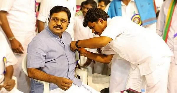 ` சிக்கல் சபாநாயகருக்குத்தான்... 3 பேருக்கு அல்ல!' - தினகரனின் `120' ஆதாரங்கள்