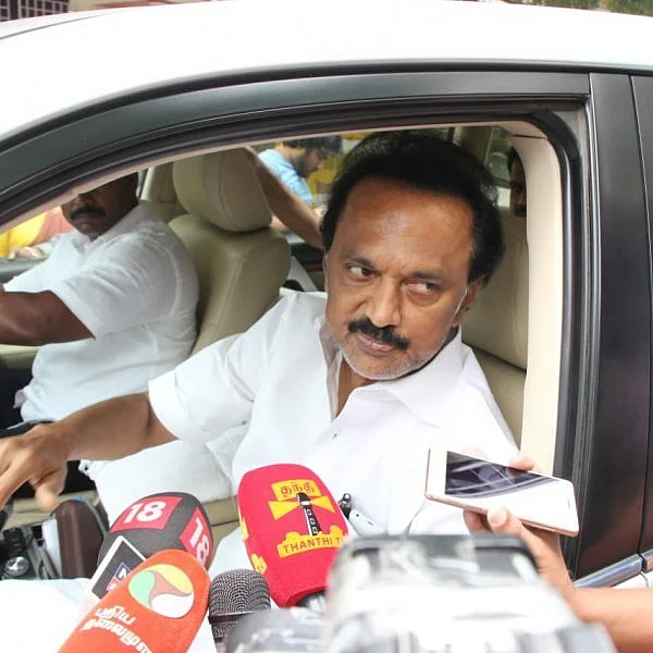 தி.மு.க செயற்குழுவில் என்னனென்ன தீர்மானங்கள் - அன்பழகனுடன் ஸ்டாலின் சந்திப்பின் பின்னணி