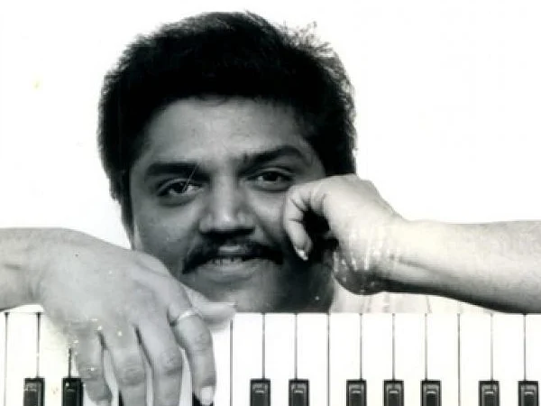 ``அந்தப் பாட்டுக்கு விஜய்யைத் தவிர வேறு யாராலும் டான்ஸ் ஆட முடியாதுன்னு தெரியும்!'' - வித்யாசாகர்