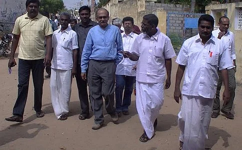 ஆம் ஆத்மி கட்சியில் இணைய கூடங்குளம் உதயகுமாரனுக்கு அழைப்பு!