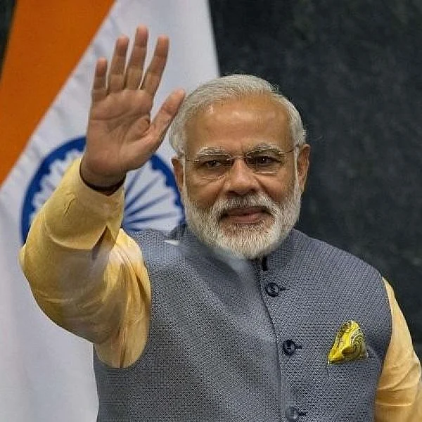 `எல்லாம் எனக்குத் தெரியும்; ஆனாலும் வருவேன்' - தமிழிசைக்கு மோடியின் பதில்!