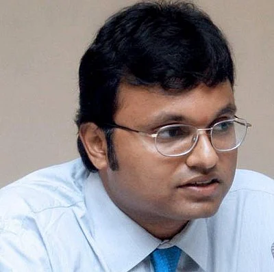 எல்லைக் கோட்டை தாண்டிவிட்டார் இளங்கோவன்: கார்த்தி சிதம்பரம்!