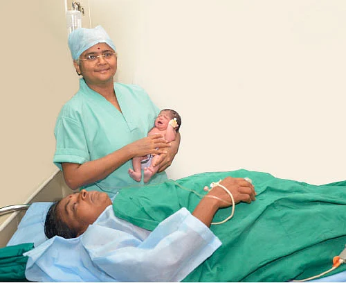 வந்தாச்சு கேப்ஸ்யூல் பேபி!