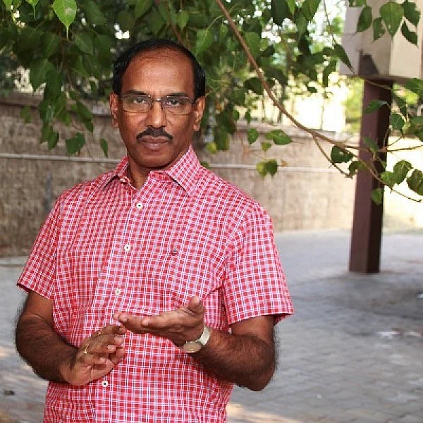 ``நிறைய வாசிங்க... கொஞ்சம் யோசிங்க... ஸ்ட்ரெஸ் தானா போயிடும்!” - பட்டிமன்றம் ராஜா #LetsRelieveStress