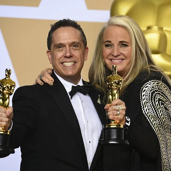 சிறந்த அனிமேஷன் படம்தான்... ஆனால், அது பேசும் அரசியல்! #Coco #Oscar90