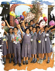 கடிவாளங்களைக் கழற்றிய கலக்கல் கலர் கலாட்டா!