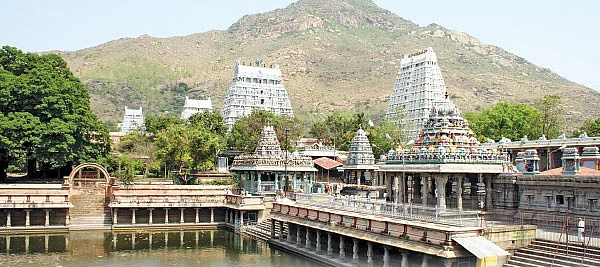 “ஆத்துல கண்டம்... அருவியில கண்டம்!”