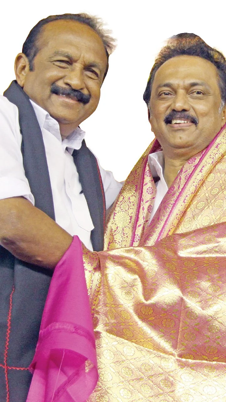மிஸ்டர் கழுகு: “ஸ்டாலின் முதல்வராக வரட்டும்!” - ரஜினி, கமலை சீண்டிய வைகோ