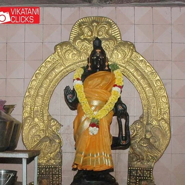 வள்ளிப்பிராட்டியை முருகப்பெருமான் கைப்பிடித்த புண்ணியத்தலம் வள்ளிமலை... ஓர் உலா! #VikatanPhotoStory