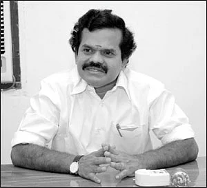 நில அபகரிப்பில் கே.என்.நேரு... வன்கொடுமையில் பரஞ்சோதி..
