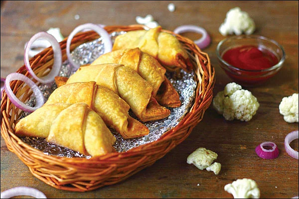 காலிஃப்ளவர் கோரிஸன்ட்ஸ்