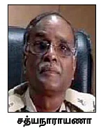 சசிகலாவும் இளவரசியும் சிறையில் கஷ்டப்படுகிறார்கள்!