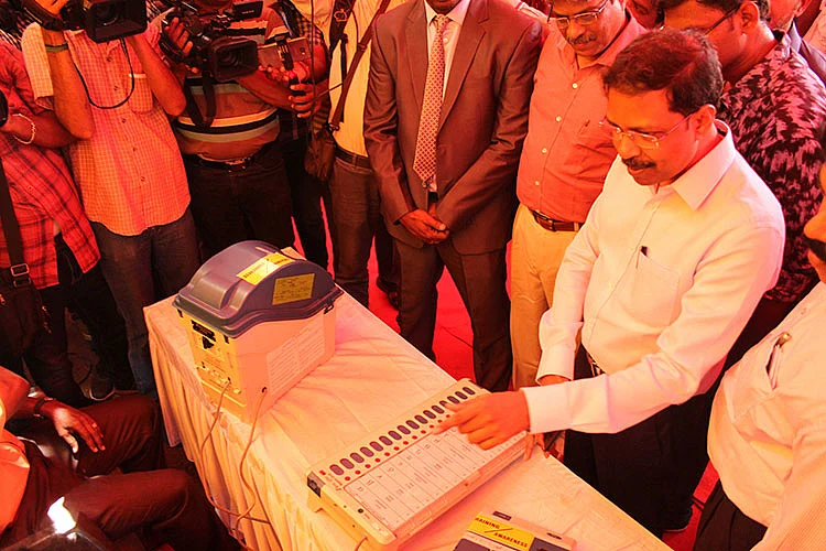 `சி விஜில் செயலியில் புகார் அளித்தால் 100 நிமிடங்களில் நடவடிக்கை!’ - தலைமைத் தேர்தல் ஆணையர்