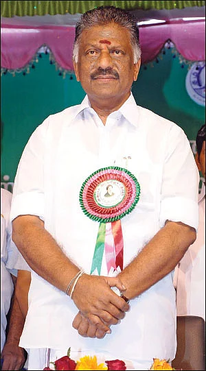 ‘NO' சொன்ன ஜெ., - ‘OK' செய்த ஓ.பி.எஸ்! - நடந்தது என்ன?