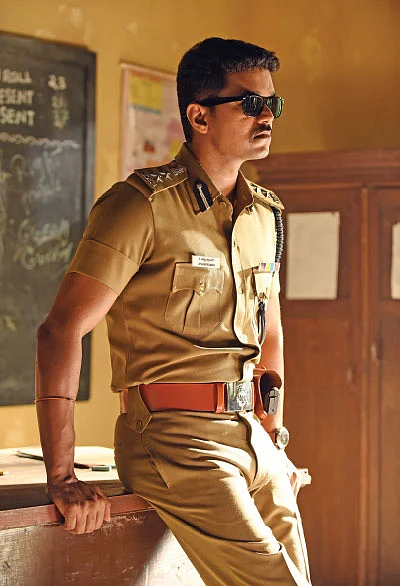 கொஞ்சம் வம்பு... ரொம்ப அன்பு!