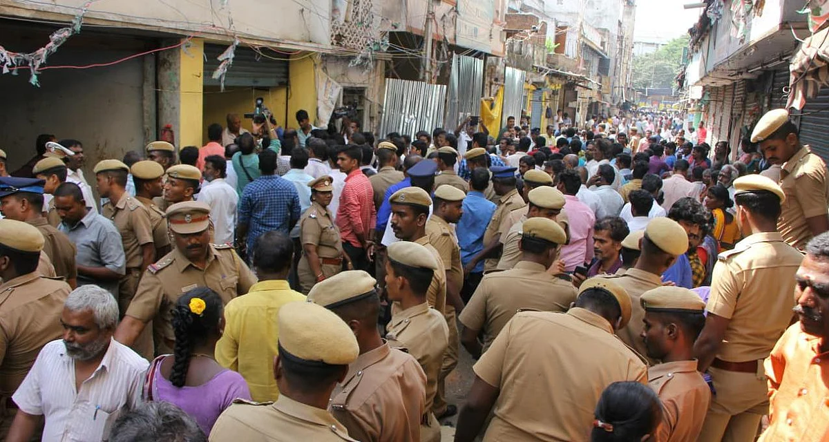 'எங்கள் வாழ்வாதாரம் என்ன ஆவது?' - சி.எம்.டி.ஏ நடவடிக்கைக்கு எதிராகப் பொங்கும் பூ வியாபாரிகள்