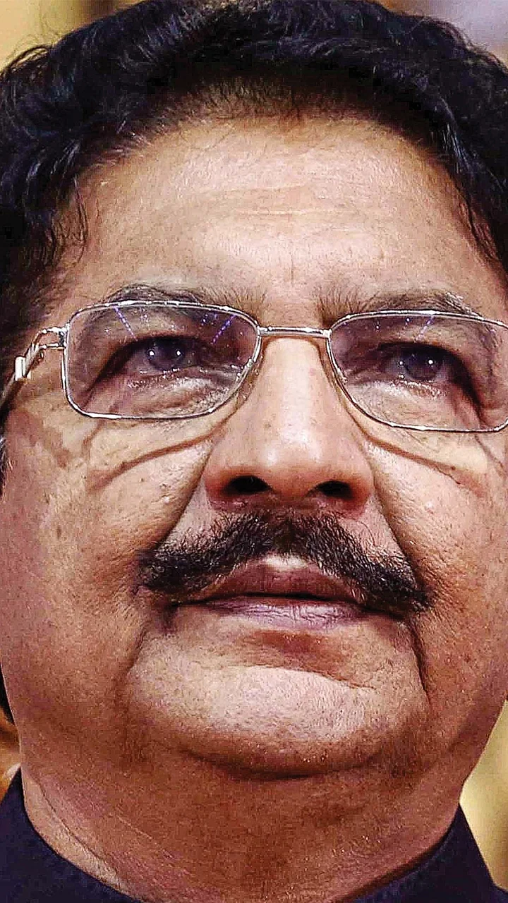 மிஸ்டர் கழுகு: உட்கட்சி விவகாரம் என்று நான் சொல்லவே இல்லை!