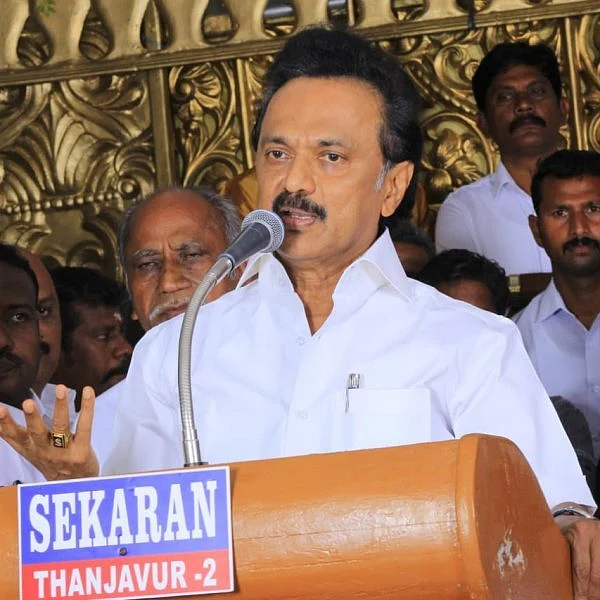 `பஃபூன் போலவே செயல்படுகிறார் எடப்பாடி பழனிசாமி!'- மு.க.ஸ்டாலின்