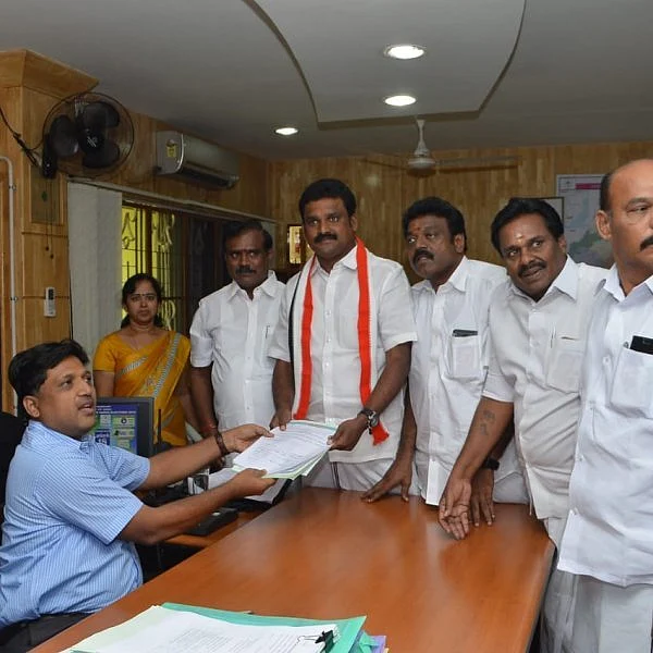 பிரமாணப் பத்திரத்தை முழுமையாகப் பூர்த்தி செய்யாத அ.ம.மு.க வேட்பாளர்!