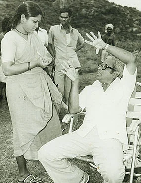 இயக்குநர் சிகரம் கே.பி!