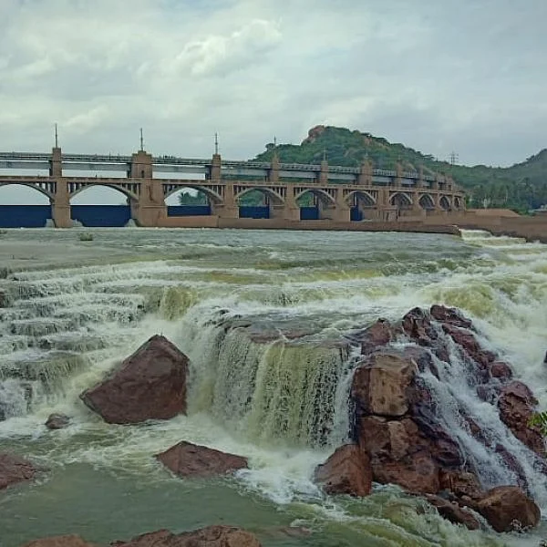 ``வெள்ளப்பெருக்கு ஏற்படும் அபாயம்” - மேட்டூர் அணை திறப்பால் எச்சரிக்கும் மத்திய நீர்வள ஆணையம்!