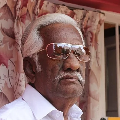 "`குருதிப்புனல்’ கதையைப் படமாக்குவதே கமலின் கனவு...!" - கவிஞர் புவியரசு #VikatanExclusive