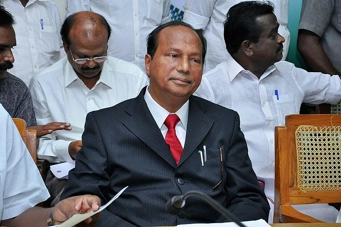 `கற்பனை அல்ல; செல்லதுரை பின்னணி அப்படிப்பட்டது' - நிர்மலா தேவி விவகாரத்தில் எச்சரிக்கும் ராமதாஸ்