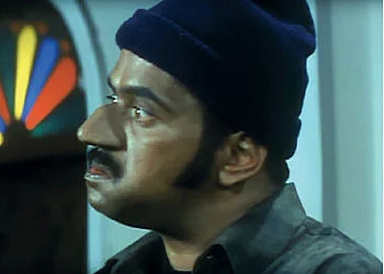கொண்டையை மறைக்கலையே!