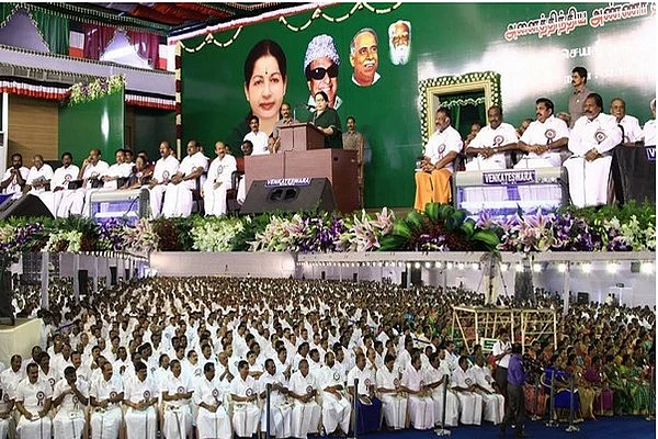 ஜெயலலிதாவின் அதிரடி வியூகம் கூட்டணிக்கா... குழப்புவதற்கா?