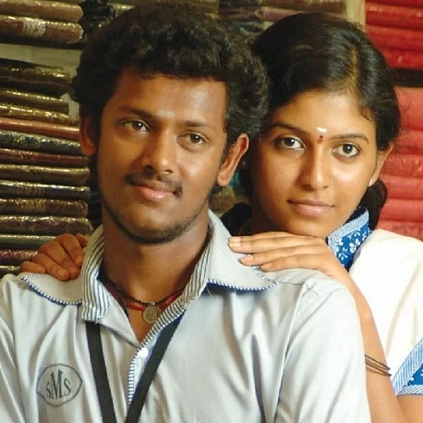 கட்டணக் கழிப்பறை, பேப்பர்மேன், கர்சீப் விற்பவர்.. ரங்கநாதன் தெருவின் குட்டிக் கதைகள்..! அங்காடித் தெரு சுவாரஸ்யம் - #9YearsOfAngadiTheru