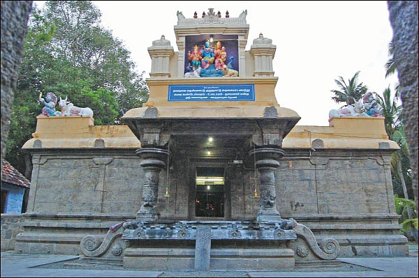 வள்ளி ஆற்றின் கரையில் மகாதேவர் தரிசனம்!