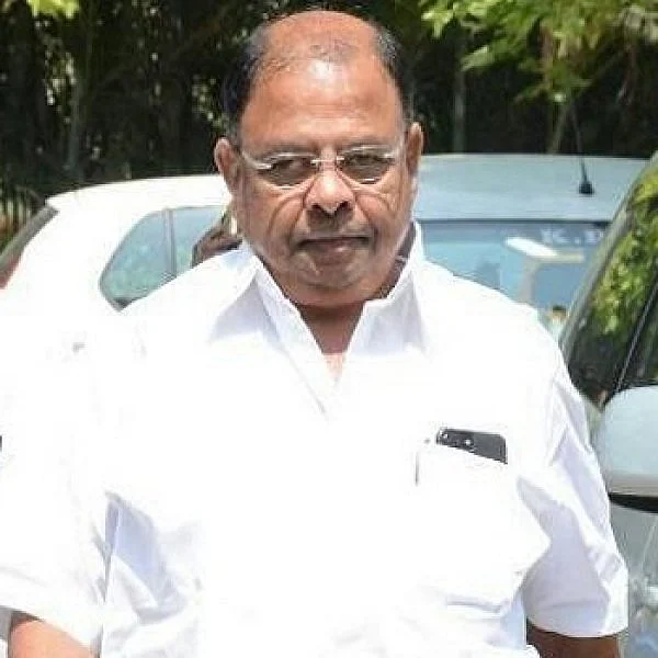 ’சாப்பிட்டுவிட்டு வீட்டில் ரெஸ்ட் எடுங்க’ - ஒரு லட்சம் அபராதம் விதித்து வெற்றிவேலுக்கு நீதிமன்றம் குட்டு!