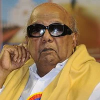 சூடு சொரணை இருந்தால் பன்னீர்செல்வம் பதில் சொல்லட்டும்: கருணாநிதி பாய்ச்சல்!