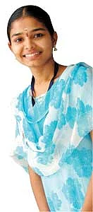 "எப்பவும் என்கேஜ்டாவே இருங்க... லைஃப் இந்த்ரஸ்டா இருக்கும் !"