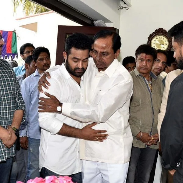 `திரும்பி பார்த்த அந்த நிமிடம்...’ - நந்தமுரி ஹரிகிருஷ்ணாவின் மரணத்துக்கு இதுதான் காரணம்!