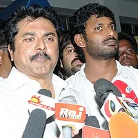 சூடுபிடிக்கிறது நடிகர் சங்கத் தேர்தல்: நீதிமன்றத்தை நாடிய நடிகர் விஷால்!