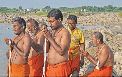 ‘‘பாபாவை தரிசிக்க பாத யாத்திரை!’’