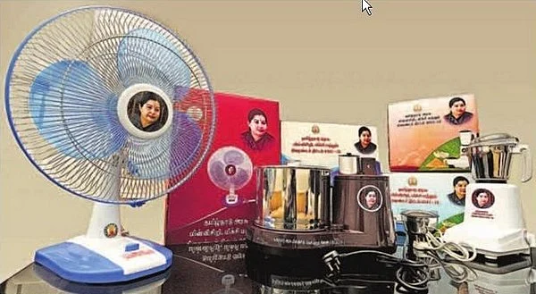 2011ல் கருணாநிதிக்காக செய்த தவறை, 2016ல் மீண்டும் செய்வாரா ஜெயலலிதா?