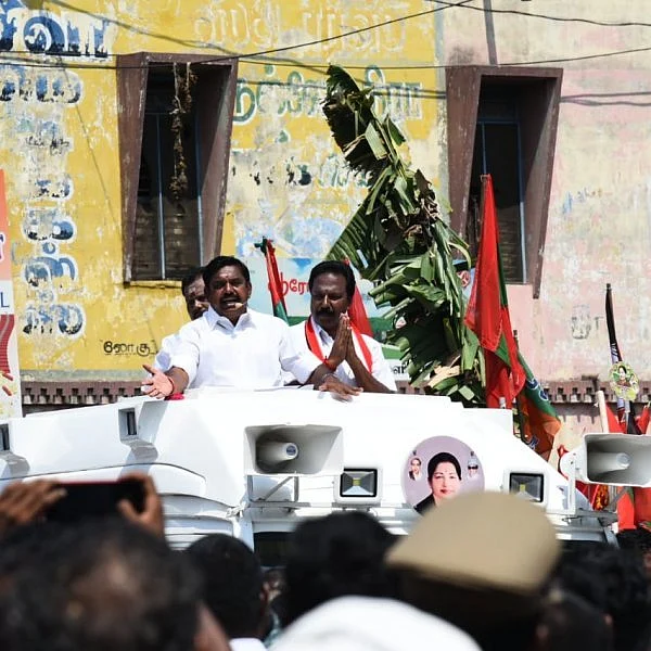 `ஸ்டாலினைப் போல் அல்ல; நான் செய்வதைத் தான் சொல்வேன்!'- முசிறியில் அதிர்ந்த முதல்வர் எடப்பாடி