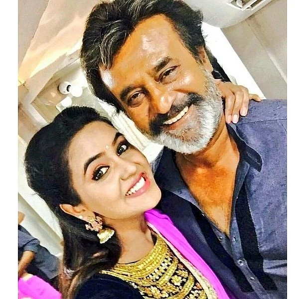 ரஜினிக்கு முத்தம் கொடுத்த குஷியில் 'கல்யாணம் முதல் காதல் வரை' சயித்ரா ரெட்டி!