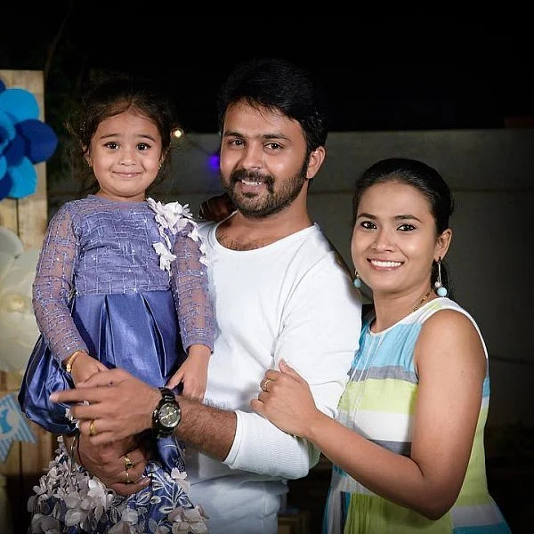 ''ஶ்ரீரஞ்சனி அமித் பார்கவ் கர்ப்பகால புகைப்படத்தை நான்தான் எடுத்தேன்'' - நடிகர் வெங்கட் மனைவி அஜந்தா!
