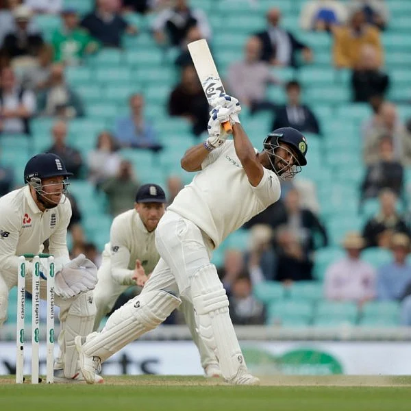 `சிக்ஸர் அடித்து சதமடித்த பண்ட்!’ - சரிவிலிருந்து மீட்ட ராகுல் #EngvInd
