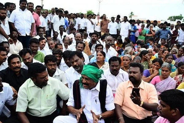 மதுவிலக்கு கேட்டு திரளும் தமிழகம்!
