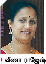 அம்மாக்கள் - மகள்கள் இணைந்து அசத்தும் பஜனை டீம்!