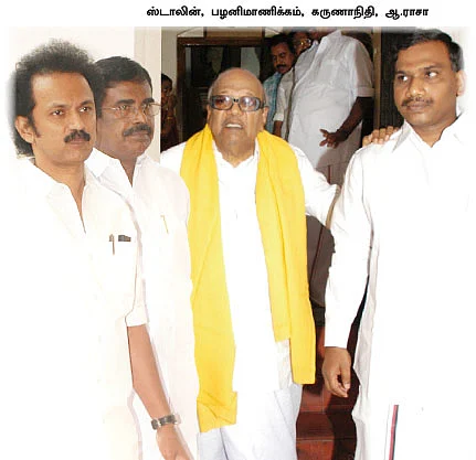 மிஸ்டர் கழுகு: கதறும் கருணாநிதி... பதறும் பழனிமாணிக்கம்