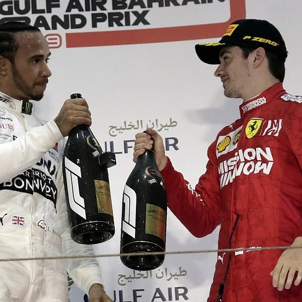 F1-ன் ஹாட்ரிக் சாம்பியன் பட்டம் வெல்வாரா ஹாமில்டன்?